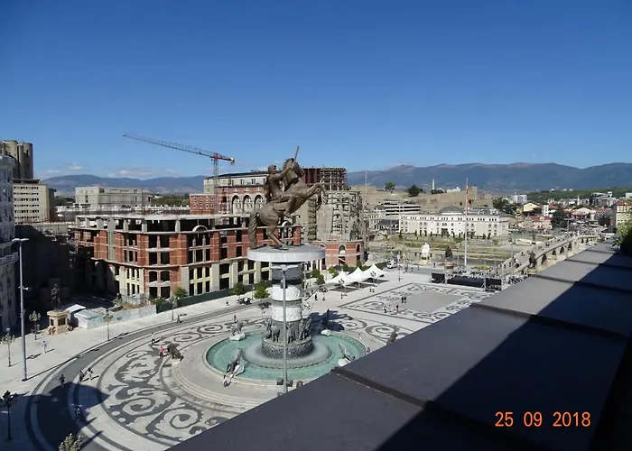 Rooftop Square Vanilla דירה