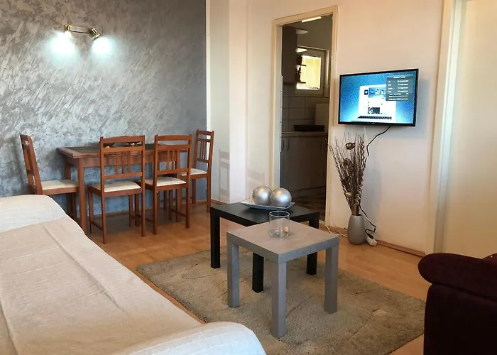 Rooftop Square Vanilla * Skopje